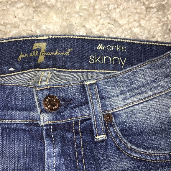 7 for all mankind denim - Picture 5 of 6